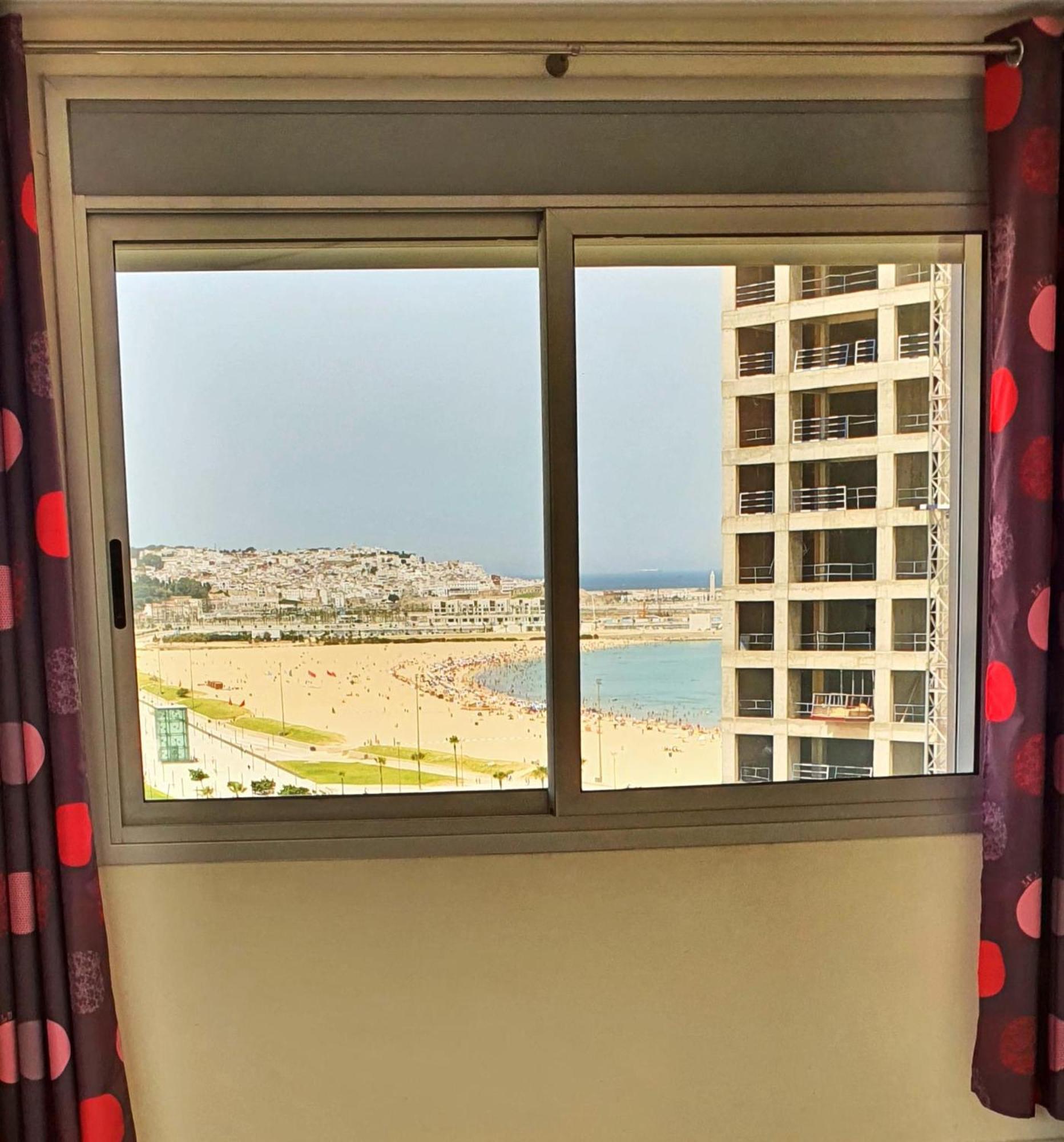 Mont Blanc :Appartement, Vue Sur Mer A 2 Minutes De La Gare. Танжер Номер фото