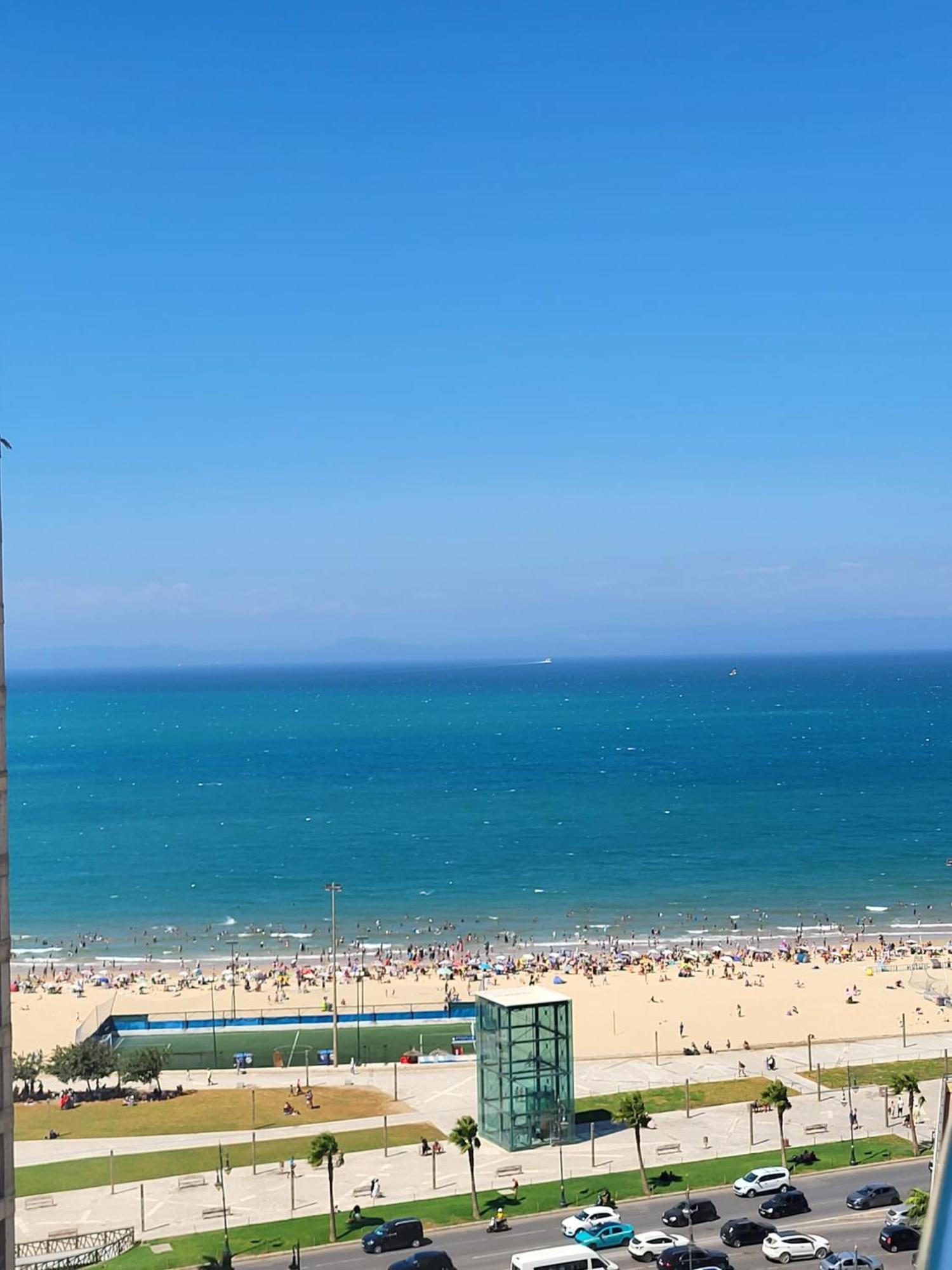 Mont Blanc :Appartement, Vue Sur Mer A 2 Minutes De La Gare. Танжер Экстерьер фото